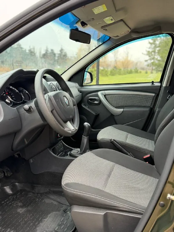 🇫🇷 renault duster 💰цена: 1 400 000р. 🏢город: мариуполь 📅год выпуска: 2017 🧾пробег: 51 525 км. ⚙️двигатель: 1.6 ⛽топливо: бензин ⚙️кпп: механика 📞 телефон: +7-949-727-41-51 +7-949-551-91-52 +7-989-263-55-56 💾 описание: - фотография - 7