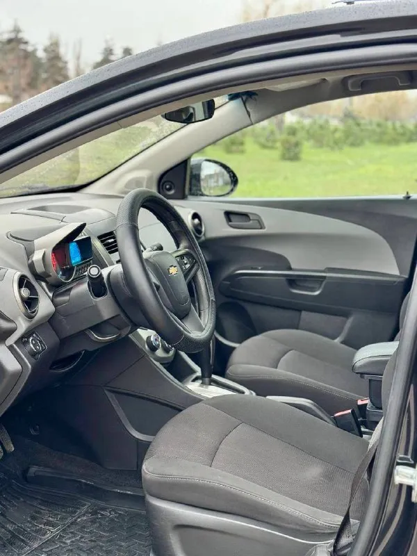 🇰🇵 chevrolet aveo t300 at 💰цена: 790 000р. 🏢город: мариуполь 📅год выпуска: 2013 🧾пробег: 135 880 км. ⚙️двигатель: 1.6 ⛽топливо: бензин ⚙️кпп: автомат 6ст. 📞 телефон: +7-949-727-41-51 +7-949-551-91-52 +7-989-263-55-56 💾 описание: - фотография - 7