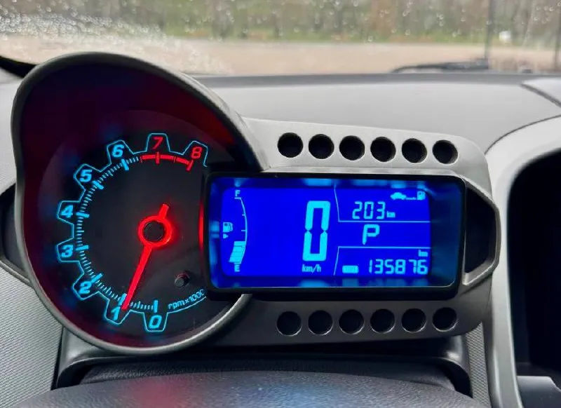 🇰🇵 chevrolet aveo t300 at 💰цена: 790 000р. 🏢город: мариуполь 📅год выпуска: 2013 🧾пробег: 135 880 км. ⚙️двигатель: 1.6 ⛽топливо: бензин ⚙️кпп: автомат 6ст. 📞 телефон: +7-949-727-41-51 +7-949-551-91-52 +7-989-263-55-56 💾 описание: - фотография - 9