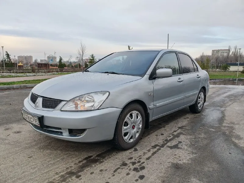 Продам mitsubishi лансер 9 mitsubishi lancer 9 год 2006 двигатель 1.6 работает отлично, масло не ест... - фотография