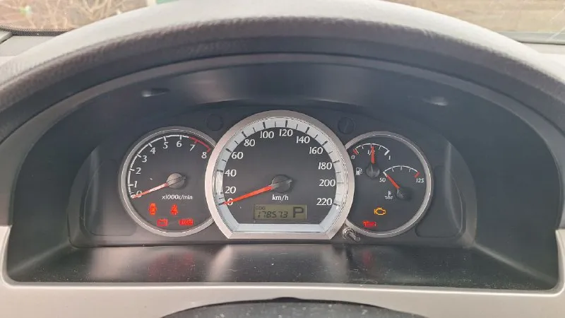 Продам chevrolet лачетти 2008 года, 1.6 (109 л. с) пробег 178000, по кузову есть недочёты. зима/ лето на 15 дисках (один сезон). стоимость 520000. все вопросы по телефону: +79493726073 📲 tg: @pro100viktory 📞 звоните: +7(949)3726073 - фотография - 5