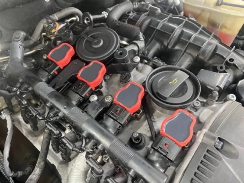 Audi a4 (b8), 2008г. , 340 тыс. км 2,0 л, 211 л. с. , бензин; полный привод; автомат; цвет: черный; комплектация: премиум. состояние отличное, без дтп. регулярное обслуживание. двигатель после капитального ремонта цена: 1400000 ₽. : +7 (949) 6327241 (максим ). город:. 📞 звоните: +7(949)6327241 - фотография - 5