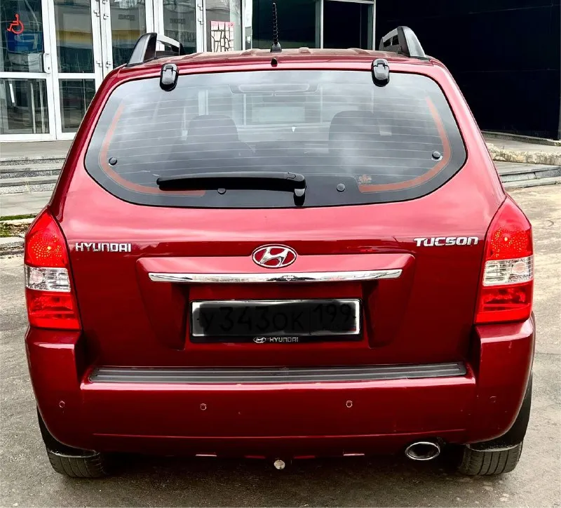 Продам идеальный hyundai tucson 2.0 бензин. коробка автомат 2008 год выпуска кузов в отличном состоянии в родном окрасе! техническое состояние — превосходное! недавно было проведено полное техническое обслуживание. все стекла оригинальные, а геометрия кузова идеально ровная. безопасность на высшем уровне, все герметики завод. двигатель работает как часы: тихо, быстро. автоматическая коробка передач переключается мягко и легко. ходовая часть не имеет стуков. на машине установлены диски r16 на хорошей резине. комплектация богатая: климат-контроль, подогревы сидений, гидроусилитель руля, подушки безопасности airbag, система abs, электрическая регулировка зеркал с обогревом, электрические стеклоподъёмники с доводчиками и сигнализация. дополнительно установлены мультимедиа с bluetooth, качественная аудиосистема и тонировка задней полусферы. ржавчины и гнили нет нигде. днище, пороги, стаканы, лонжероны — всё целое!цена 885.000₽ торг!все вопросы по телефону +79493578236 или телега +79094166333 - фотография - 5