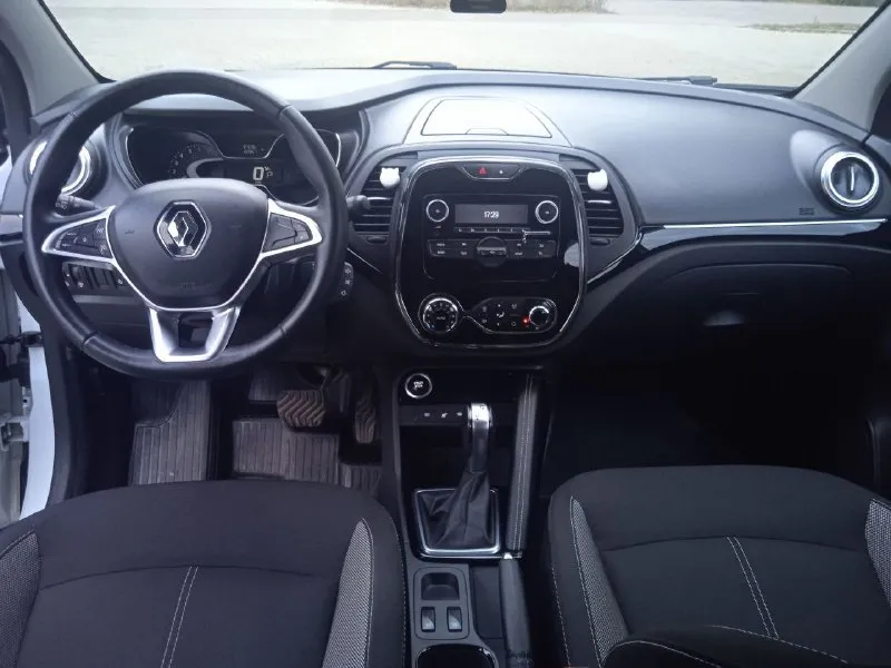 Продам свою машину renault kaptur, 2021 выпуска. второй владелец. пробег родной, 87 тысяч. машина любимый член семьи. служила верой и правдой. бережная и добросовестная эксплуатация. обслуживалась вовремя, диагностика проводилась раз в пол года. автомобиль ни разу не выдавал сюрпризов. салон чистый не прокуренный. двигатель 1,6 работает исправно, ровно. все приборы работают как часы. кондиционер, подогрев сидений, сигнализация, кнопка старт-стоп, бесключевой доступ. готов на любые проверки. цена 1 900 000 руб. +7(949)403-98-48 г. донецк. 📞 звоните: +7(949)4039848 - фотография - 4