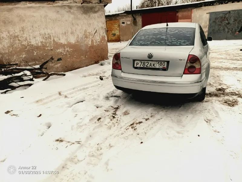 Продам volkswagen пассат б5+, 2001 г. в. 1.8t. 150 л. с. находиться в макеевке пробег 433 т. к. , турбина новая прошла 10 т. к, заменены подушки двигателя, коробки, новые сальники клапанов, новые колодки перед, задние лежат в багажнике, масло от замены до замены климат контроль всё работает заправлен, подогрев зеркал, комбинированный кожаные сиденья перед с подогревом. собственник, по документам проблем нету. 550тыс. торг все вопросы по телефону +79493336941 +79498633295 📞 звоните: +7(949)3336941 - фотография - 2