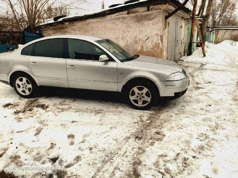 Продам volkswagen пассат б5+, 2001 г. в. 1.8t. 150 л. с. находиться в макеевке пробег 433 т. к. , турбина новая прошла 10 т. к, заменены подушки двигателя, коробки, новые сальники клапанов, новые колодки перед, задние лежат в багажнике, масло от замены до замены климат контроль всё работает заправлен, подогрев зеркал, комбинированный кожаные сиденья перед с подогревом. собственник, по документам проблем нету. 550тыс. торг все вопросы по телефону +79493336941 +79498633295 📞 звоните: +7(949)3336941 - фотография - 8