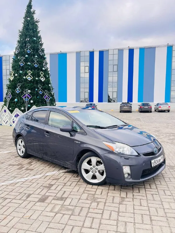 Продается «божественная тойота» prius 1.8. авто в хорошем состоянии, всего два подкраса в остольном все в родне. машина ездит каждый день, все работает, обслуживается только качественными запчастями и маслами, машинка местная переоформление на нового владельца приветствуется 1 🍋100торг 79490407077 - фотография - 5