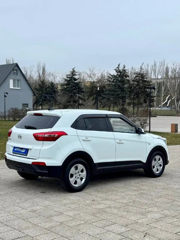 🚙 hyundai creta 💰цена: 1 550 000р 🏢город: мариуполь 📅год выпуска: 2018 🧾пробег: 77 489км. ⚙️двигатель: 1.6 ⛽топливо: бензин ⚙️кпп: механика 6ст. 📞 телефон: +7-949-727-41-51 +7-949-551-91-52 +7-989-263-55-56 💾 описание: - фотография - 4