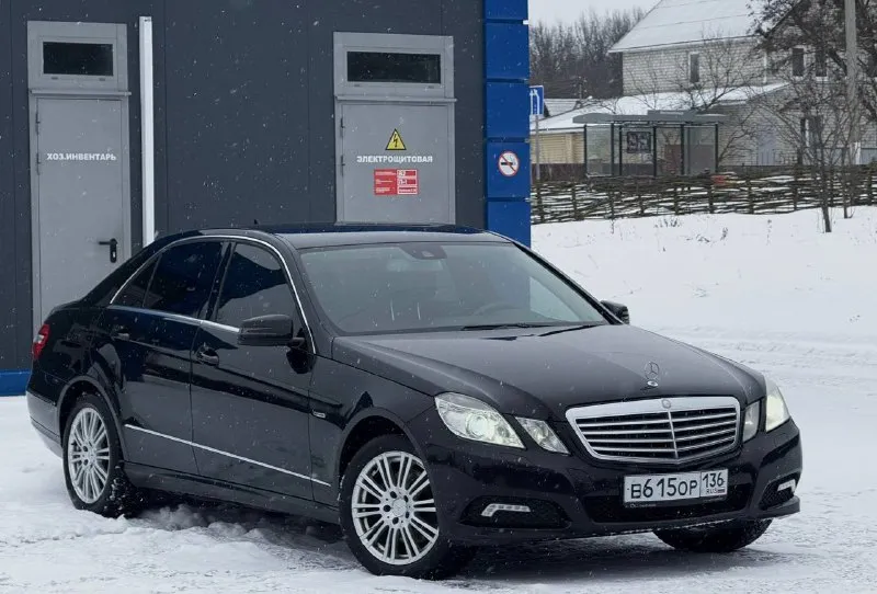 В продаже mercedes benz e-class w212, 3.5 л v6, самая надёжная модификация двс, он же (м276) атмосфе... - фотография