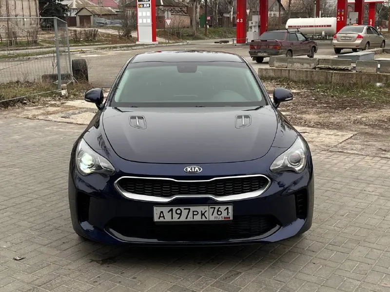 Марка 🚙 - kia stinger год выпуска - 2019 двигатель - 2.0л (250 л. с) кпп - автомат пробег - 180.000 км вид топлива - бензин • комплектация • климат-контроль эл стеклоподъемники эл регулировка зеркал эл усилитель подогрев руля подогрев сидений старт-стоп без ключевой доступ акустика bluetooth aux usb сенсорный монитор, камера заднего вида безопасность (airbag) abs, esp чистый ухоженный салон автомобиль отполирован и покрыт в керамическое покрытие техническая часть автомобиля в идеальном состоянии любая проверка на сто приветствуется собственник - 2.200.000₽ цена договорная - -номер телефона- +7949-344-3444 -город мариуполь - - фотография - 2