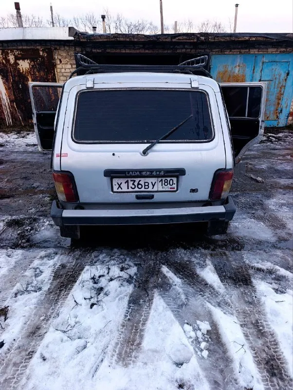 Ваз (lada) 4x4 (нива) 1.8 mt, 2004, 108 000 км год выпуска: 2004; объём двигателя: 1.8 л; коробка передач: механическая (mt); привод: полный (4wd) — уверенно держит дорогу в любых условиях; топливо: бензин, газ (не зарегистрированный кузов: 4 двери. состояние: автомобиль в рабочем состоянии, двигатель работает ровно, без нареканий. ходовая часть проверена ходовая часть пересобранная, стоит новый генератор, новые шрусовые кардоны, кузов имеет следы эксплуатации но без серьёзных повреждений. возможна переделка под инжектор, вся проводка имеется место нахождение: г. горловка, донецкая область телефон:+79493237108 цена:450 тыс. руб, без торга 📞 звоните: +7(949)3237108 - фотография - 6