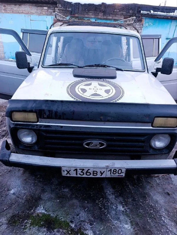 Ваз (lada) 4x4 (нива) 1.8 mt, 2004, 108 000 км год выпуска: 2004; объём двигателя: 1.8 л; коробка передач: механическая (mt); привод: полный (4wd) — уверенно держит дорогу в любых условиях; топливо: бензин, газ (не зарегистрированный кузов: 4 двери. состояние: автомобиль в рабочем состоянии, двигатель работает ровно, без нареканий. ходовая часть проверена ходовая часть пересобранная, стоит новый генератор, новые шрусовые кардоны, кузов имеет следы эксплуатации но без серьёзных повреждений. возможна переделка под инжектор, вся проводка имеется место нахождение: г. горловка, донецкая область телефон:+79493237108 цена:450 тыс. руб, без торга 📞 звоните: +7(949)3237108 - фотография - 8