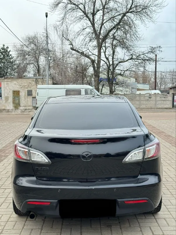 Mazda 3 bl мазда 3 1.6 мт 2011г мотор идеальное состоянии, не дымит, не троит, масло вообще не ест! коробка механика классическая без нареканий ! не хрустит, не выбивает, без проблем ходовая без стуков, ничего не гремит, не стучит! не куда не тянет! вложений не требует, техничка сел и уехал, без проблем! без гнили, красивая машинка музыка с bt играет хорошо, печка работают, фары светят все лампочки которые должны, расход бензина 6-8 литров документы чистые, без запретов, без штрафов, любое переоформление в мрэо с моим присутствием! осмотр г. макеевка связь +79494890856 цена 735.000 руб - фотография - 6