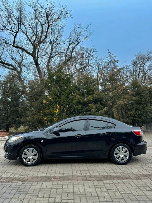 Mazda 3 bl мазда 3 1.6 мт 2011г мотор идеальное состоянии, не дымит, не троит, масло вообще не ест! коробка механика классическая без нареканий ! не хрустит, не выбивает, без проблем ходовая без стуков, ничего не гремит, не стучит! не куда не тянет! вложений не требует, техничка сел и уехал, без проблем! без гнили, красивая машинка музыка с bt играет хорошо, печка работают, фары светят все лампочки которые должны, расход бензина 6-8 литров документы чистые, без запретов, без штрафов, любое переоформление в мрэо с моим присутствием! осмотр г. макеевка связь +79494890856 цена 735.000 руб - фотография - 8