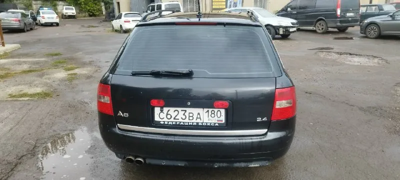 Продам audi а6 с5 2.4бенз. 2004г. машина в хорошем состоянии. я собственник, владею больше 3 лет. двух зонный климат, подогрев зеркал и передних сидений. камера заднего вида парктроники. не дымит не троит. машиной будите довольны. 600000р. +7949 324 08 36 📞 звоните: +7(949)3240836 - фотография - 4