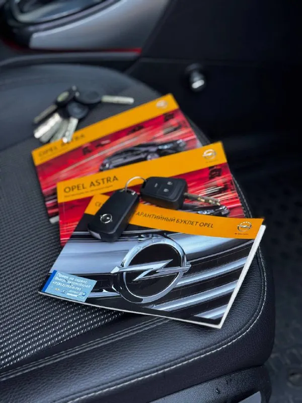 Opel astra j 2012 at 1.4 turbo авто в идеальном состоянии салон как в новом автомобиле оригинальный пробег 155 т. км все стекла родные богатая комплектация подогревы сидений/руля/зеркал/форсунок омывателя двухзонный климат-контроль хорошая штатная музыка круиз-контроль задний парктроник комбинированный салон кожа/ткань датчик света и дождя електропривод сидений на авто стоит хорошая зимняя резина nokian в комплекте летняя резина michelin также 3 комплекта ковриков штатная амбиентная подсветка на 150 тыс. км произведено большое то!!! цена 795 тыс. руб. торг у капота! тг вотсап +79493811593 звоните +79495082418 - фотография - 10