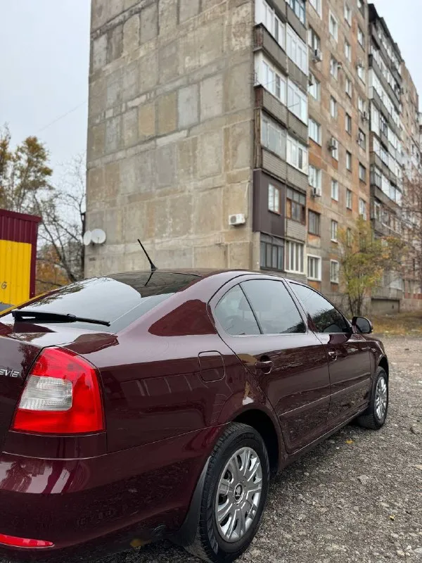 В продаже skoda octavia a5 (2012 г) 1.6 механика. 141.000 оригинального пробега✅ 1 хозяин. ( машина... - фотография