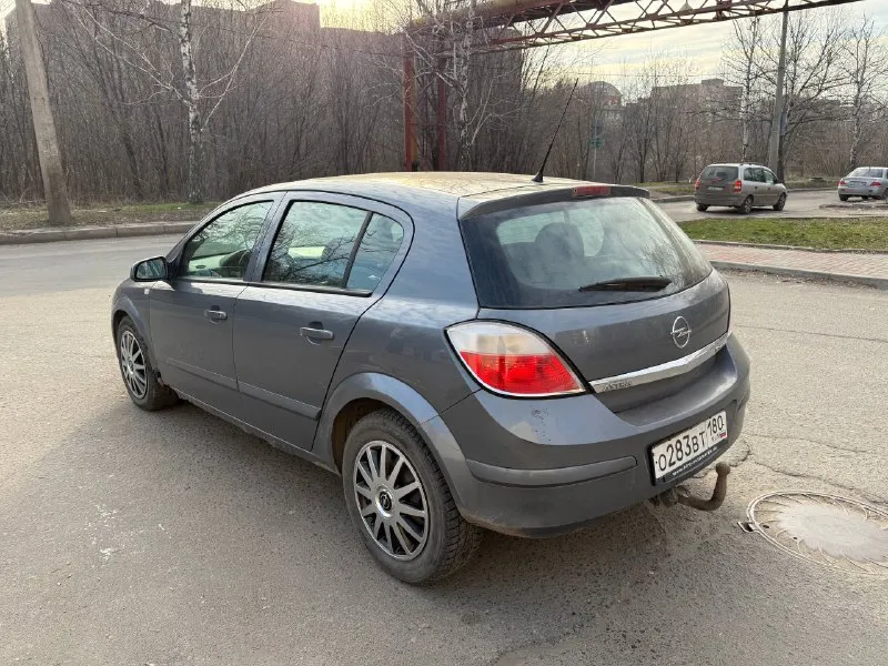 Opel astra h 2004 год 1.6л механика пригнана с литвы технически в отличном состоянии. мотор сухой, работает ровно, не дымит. подвеска обслужена. по коробке проблем нет. электрика исправна. по кузову нужно переварить 1 порог (куплен) и 2 передних крыла (тоже куплены) документы в порядке. оформление без проблем. осмотр донецк цена 385.000₽ +79494700465 - фотография - 4