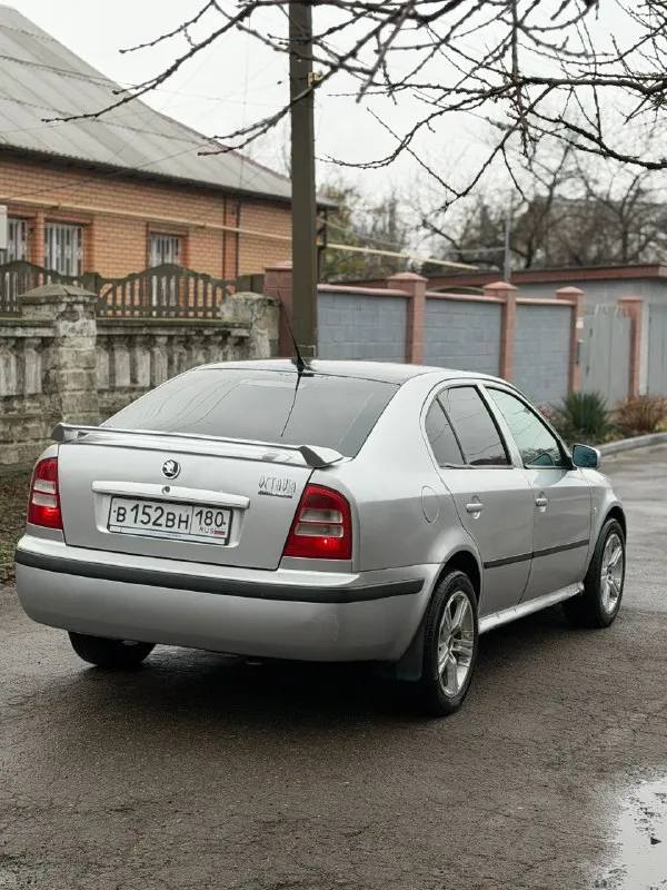 Продам skoda octavia tour wts год выпуск 2007 1.8 работает отлично, не дымит, не троит мкпп работает отлично, не хрустит не выбивает климат контроль, андроид мультимедия, хорошая музыка ходовая часть вся обслужена цена 430.000 ₽ возможен торг реальному покупателю осмотр: город шахтёрск за более подробной информацией по телефону +7 949 426 31 12 если недоступен пишите в телеграмм 📞 звоните: +7(949)4263112 - фотография - 6