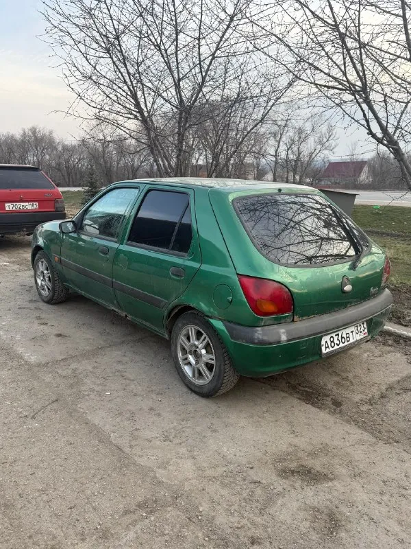 Продам ford fiesta, не на ходу, что то с мотором, по документам все ровно, цена 45000 +79592020063 луганск 📞 звоните: +7(959)2020063 - фотография - 5