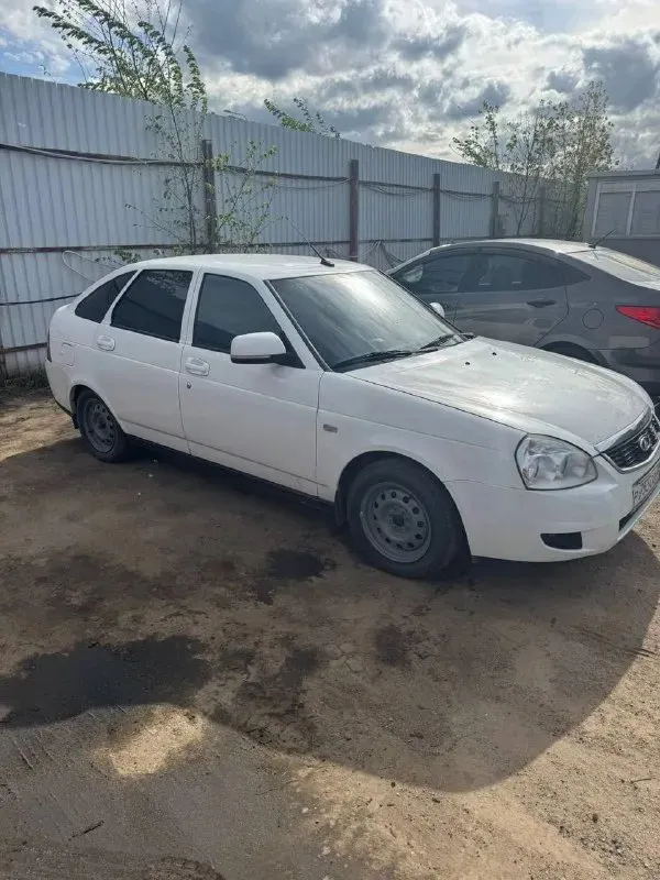 Продается ваз приора 2013 года, газ, бензин, зимняя резина, музыка, кондиционер. цена 400.т +79491027169 📞 звоните: +7(949)1027169 - фотография - 2