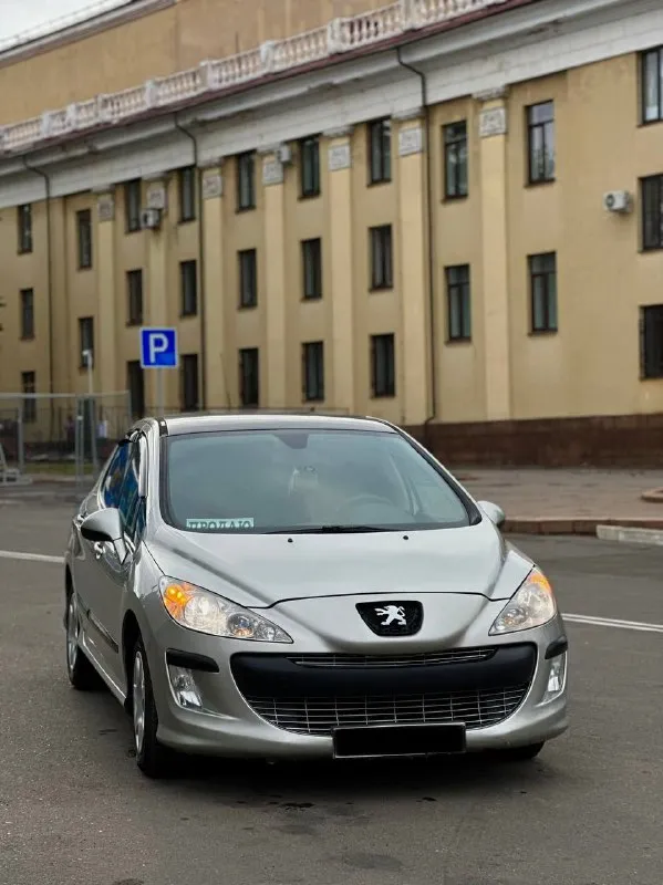 Peugeot 308 2008год обьем 1.6 кпп механика. 🔗комплектация: гур, мультируль, электростеклоподъёмники 4шт, электро регулировка зеркал, подогрев сидений, кондиционер (заправлен, рабочий), двухсторонний климат, парктроник, сабвуфер 🔊 авто тонированный, 2 запасных ключа авто на летней резине зимняя шипованная есть в наличии 🛠запаска, домкрат, балонник, трос ориентировочно место нахождения для осмотра макеевка ул. ленина маг. фуршет (28 линия) цена: 480.000₽ ❗️возможен торг остальные все вопросы по ☎️тел. +7(949) 409 42 18 📲 tg: евгений 📞 звоните: +7(949)4094218 - фотография - 3