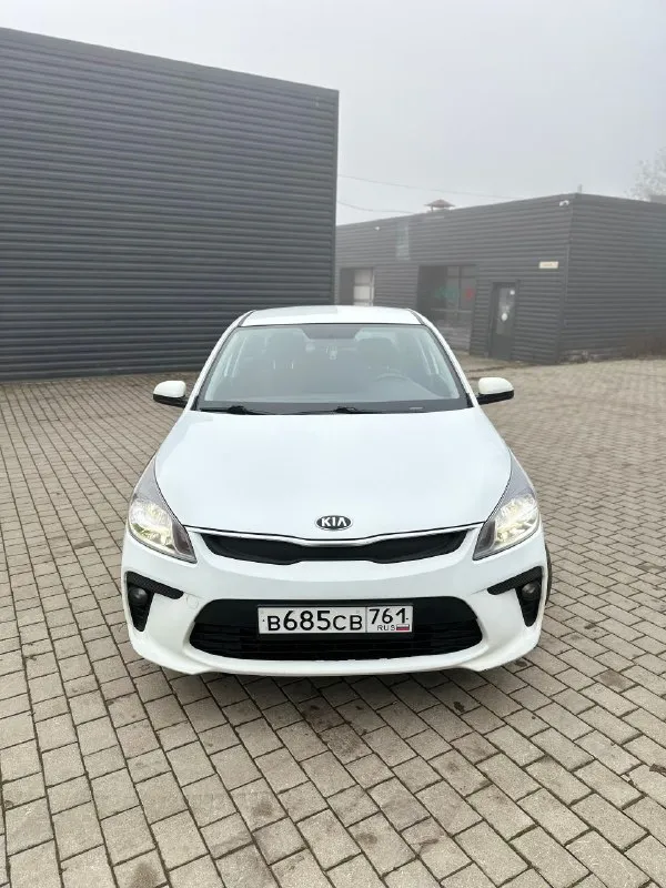 Цена 960000, донецк +79495258577
89237869556, Можно в телеграмм
Продам kia rio 2017 года, 1.4 мкпп 6 ступеней, резвый, юркий, экономичный.
Оригинальный птс, две записи, я собственник, 2 ключа. Автомобиль в отличном внешнем и техническом состоянии, кузов преимущественно в родном окрасе, не требует вложений. Обслуживание согласно регламента. Салон чистый, ухожен, без дтп.
Хорошая комплектация: кондиционер, обогрев руля, сидений, зеркал, все стеклоподъемники, датчик давления в шинах, мультируль и т. Д. Авто на зимней резине, летняя в комплекте - фотография - 3