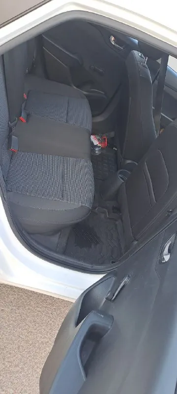 Продам хёндай солярис 2020год декабрь 1.4 6 пробег 149 000 в отличном состоянии масло не берёт от замены до замены, комплектация, 2 эсп, кондиционер, asr, машина без вложений, масла фильтра всё поменяно резина зима новая цена 1200000 т. +79495024353 📲 tg: gennadii 📞 звоните: +7(949)5024353 - фотография - 9