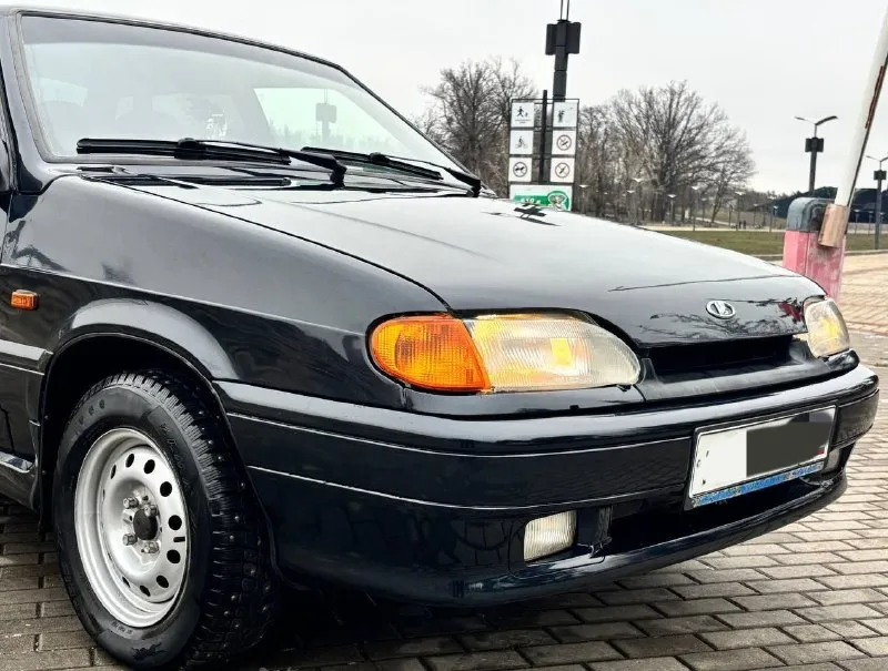 В продаже лада самара ваз 2115 пробег 124.000 тсч км год выпуска 2008 обьем двигателя 1.6v8 комплектация lux электро стекла подъемники подогрев сидений подогрев заднего стекла так же установления сигнализация центральный замок акустика pioneer оригинальная ! новая резина зима❄️ диски r14 за все время эксплуатации один владелец автомобиль в отличном состояние не требует вложений от слова совсем ! машина в донецке технический авто обслужен без вложений !, кузов без рыжиков, и вздутий. по документам любой вид оформление ) цена 290.000.р возможен торг номер телефона +79495644736 +79496935850 +79496209974 - фотография - 7