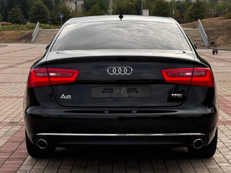 Тел. +79493988204 возможно продажа в кредит продам audi a6 c7 2014г. в идеальном состоянии ! по автомобилю делать не чего не надо!! готов ехать на любые проверки за ваш счёт!) переоформление в мрэо я собственник комплектация abs esp parktronic круиз контроль камера заднего вида start-stop без ключевой доступ подогрев сидений передних и задних подогрев зеркал эл. складывание зеркал бортовой компьютер датчик света датчик дождя датчик давления шин дневные ходовые огни адаптивные фары заводской ксенон музыка премиум класса двухзонный климат контроль пробег 225т бензин цена 1🍋470т. р торг обмен 📲 tg: @artur_dadunia 📞 звоните: +7(949)3988204 - фотография - 5