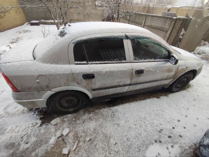 2005г. 1,4. мотор после ремонта проехал 40тыс. кпп без нареканий. новые амортизаторы перед. ходовая живая. рейка после ремонта. стекла все оригинал (лобовое трещина) по кузову есть вопросы. сгнил вин код. учет днр постоянный. продаю как на разбор, можете переоформить если хотите или как донор на ваше усмотрение. машина полностью на ходу. быстрым хороший торг. вопросы по телефону. возможно обмен на другое авто (2114)или что то другое предлогайте цена 170тыс₽ +7-949-466-54-22 звоните или пишите в телеграмм - фотография - 4