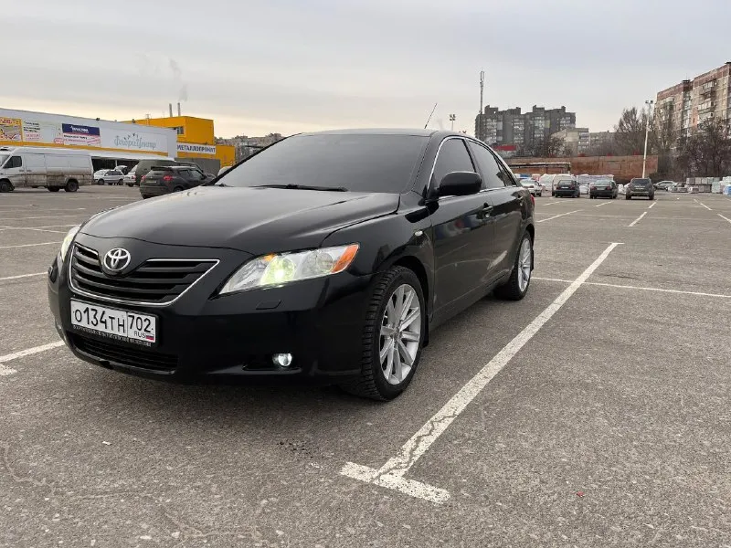 Продается тойота камри 40 2008 года мотор 2,4 литра сборка япония пробег 255.235к я собственник птс оригинал 4 хозяина по документам полный порядок машина на уверенном ходу стоят хорошие би лед модули- ночью ездить одно удовольствие стоит на машине магнитола андроид с sim картой г. донцек киевский район остальные интересующие вопросы по тел. +79495521319 цена 999.999 - фотография - 2
