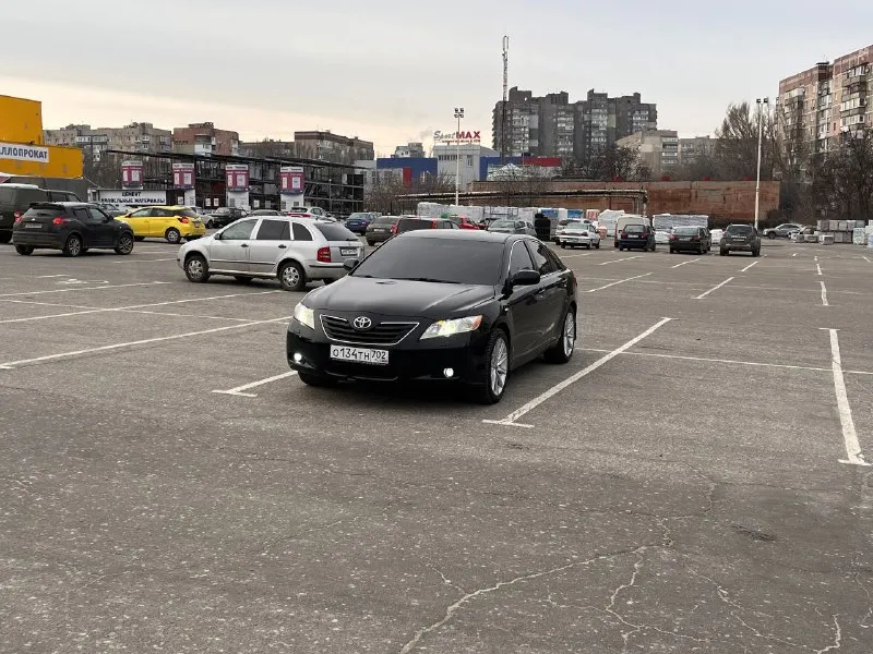 Продается тойота камри 40 2008 года мотор 2,4 литра сборка япония пробег 255.235к я собственник птс оригинал 4 хозяина по документам полный порядок машина на уверенном ходу стоят хорошие би лед модули- ночью ездить одно удовольствие стоит на машине магнитола андроид с sim картой г. донцек киевский район остальные интересующие вопросы по тел. +79495521319 цена 999.999 - фотография - 3