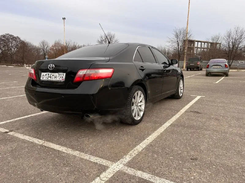 Продается тойота камри 40 2008 года мотор 2,4 литра сборка япония пробег 255.235к я собственник птс оригинал 4 хозяина по документам полный порядок машина на уверенном ходу стоят хорошие би лед модули- ночью ездить одно удовольствие стоит на машине магнитола андроид с sim картой г. донцек киевский район остальные интересующие вопросы по тел. +79495521319 цена 999.999 - фотография - 4