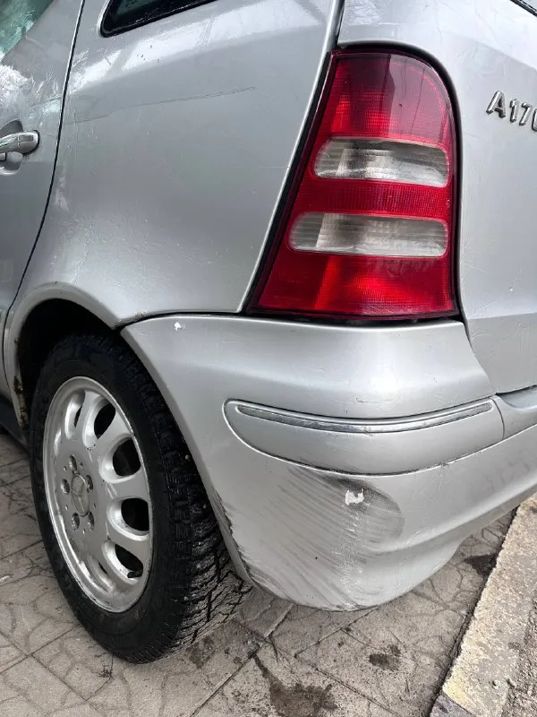 Продаю mercedes benz a170. машиной владею с 2015 года. полностью обслужена (масла, фильтра) 🔴 2004 год выпуска 🔴 объем 1.7 tdi 🔴 дизель 🔴 механика 🔴 пробег 256 🔴 кондиционер 🔴 стеклоподъемники 🔴 гирдоусилитель руля 🔴 электрорегулировка зеркал машина в хорошем состоянии, полностью на ходу, двигатель, коробка, ходовая - нареканий нет. произведена замена генератора (новый), ремни и ролики, замена компрессора кондиционера (лето очень хорошо работает кондиционер) по кузову есть моменты (потертости, рыжики, скол на бампере). лобовое стекло родное, есть скол, упала ветка с дерева, я не меняла, так как на езду не влияет. машина требует вложений только косметических! цена 250 тыс +79494164024 юлия осмотр в донецке - фотография - 7