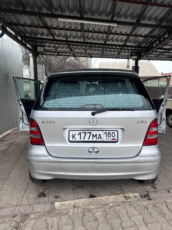 Продаю mercedes benz a170. машиной владею с 2015 года. полностью обслужена (масла, фильтра) 🔴 2004 год выпуска 🔴 объем 1.7 tdi 🔴 дизель 🔴 механика 🔴 пробег 256 🔴 кондиционер 🔴 стеклоподъемники 🔴 гирдоусилитель руля 🔴 электрорегулировка зеркал машина в хорошем состоянии, полностью на ходу, двигатель, коробка, ходовая - нареканий нет. произведена замена генератора (новый), ремни и ролики, замена компрессора кондиционера (лето очень хорошо работает кондиционер) по кузову есть моменты (потертости, рыжики, скол на бампере). лобовое стекло родное, есть скол, упала ветка с дерева, я не меняла, так как на езду не влияет. машина требует вложений только косметических! цена 250 тыс +79494164024 юлия осмотр в донецке - фотография - 8