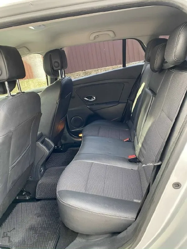 Продам renault megane gt-line универсал, 2009 г. в. , 1.6 бензин, мех. кпп-6 ст. хорошее техническое состояние. очень надёжный, резвый, комфортный, отлично управляемый, мягкий автомобиль. расход по городу 8.5-10 л/трасса 5.5 л. масло только оригинал, без потерь от замены до замены. кузов оцинкован. редкая комплектация gt-line (пр-во франция). своевременно обслуживался, только оригинальными запасными частями и расходниками. являюсь собственником авто. комплектация: 1. пуск кнопкой star-stop + удобный, тонкий ключ-карта; 2. двухзонный климат-контроль; 3. мультируль; 4. легендарный подрулевой переключатель рено; 5. штатная магнитола с функцией bluetooth, aux, системой "свободные руки" (управление звонками с помощью подрулевого лепестка); 6. огромный бардачок с охлаждением и подсветкой; 7. круиз-контроль; 8. 6 подушек безопасности (airbag), безопасность evro ncap - 5 звёзд; 9. стеклоподъемники всех боковых окон со штатными доводчиками; 10. передние сидения с выраженной боково 📞 звоните: +7(949)3737773 - фотография - 8