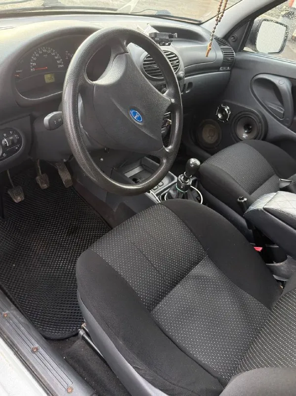 🔥продам ваз калина 1🔥 ✅год выпуска: 2012 ✅двигатель: 1.6.8кл. ✅цвет белое облако ✅электроусилитель руля ✅2стеклоподъемника ✅кондиционер ✅сигнализация + ц. замок ✅диски r14 yokohama шипы ✅хорошая музыка ✅салон в идеальгом состоянии двигатель масло не берет, не дымит, не троит, работает ровно!пробег 140т. км. кпп также в норме! дно, пороги, в идеале! по кузову гнили и рыжиков нет совсем! краснодон! цена:375т. р. тел:9591307226:9592033011. 📞 звоните: +7(959)1307226 - фотография - 10