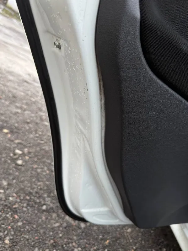 🔥продам ваз калина 1🔥 ✅год выпуска: 2012 ✅двигатель: 1.6.8кл. ✅цвет белое облако ✅электроусилитель руля ✅2стеклоподъемника ✅кондиционер ✅сигнализация + ц. замок ✅диски r14 yokohama шипы ✅хорошая музыка ✅салон в идеальгом состоянии двигатель масло не берет, не дымит, не троит, работает ровно!пробег 140т. км. кпп также в норме! дно, пороги, в идеале! по кузову гнили и рыжиков нет совсем! краснодон! цена:375т. р. тел:9591307226:9592033011. 📞 звоните: +7(959)1307226 - фотография - 7