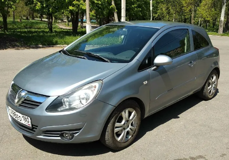 Продам, opel corsa, 2007 г. в. , двс 1,4 л. (90 л. с. ) бензин, мкпп (5 ст. ), одометр 225к км. , передний привод. 2 владельца в птс abs, кондиционер, 2 электростеклопод. , эл. зеркала, ценр. замок с д/у, кожанный руль с регулировкой в двух плоскостях, салон ткань в хорошем состоянии, регулировка сидений механическая. покрышки r15 зима/лето. автомобиль технически исправен (посторонние шумы отсутствуют) и готов к эксплуатации. регистрация рф, переоформление мрэо гибдд, дкп осмотр днр г. харцызск стоимость 525 000 руб. торг!!!)))) +79493091505 📞 звоните: +7(949)3091505 - фотография - 3