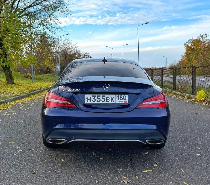 Собственник🖐️ продам: mercedes-benz cla 200 город: донецк (днр) год выпуска: 2018 пробег: 137000км коробка: автомат двигатель: 1.6 турбо два комплекта резины (на дисках р17 зима-лето), установлена новая акустическая система, подогрев сидений, датчик света, дождя фары лёд, парктроник, видеорегистратор, датчик приближения. цена: 1.970.000 больше подробностей по номеру: +79495721807 продажа в связи с покупкой другой машины. возможен здравый торг у капота! - фотография - 5