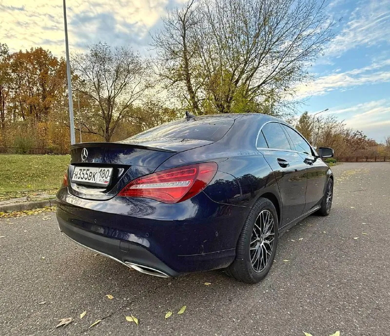 Собственник🖐️ продам: mercedes-benz cla 200 город: донецк (днр) год выпуска: 2018 пробег: 137000км коробка: автомат двигатель: 1.6 турбо два комплекта резины (на дисках р17 зима-лето), установлена новая акустическая система, подогрев сидений, датчик света, дождя фары лёд, парктроник, видеорегистратор, датчик приближения. цена: 1.970.000 больше подробностей по номеру: +79495721807 продажа в связи с покупкой другой машины. возможен здравый торг у капота! - фотография - 6