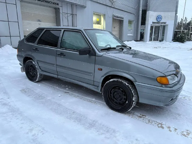 Продам ваз 2114 2012 год установлен газ евро 4 вписан в птс пробег-168,000 мотор откапитален недавно стоят валы и прошивка, едет очень бодро авто в хорошем и живом состоянии, сел поехал! кузов в хорошем состоянии без ржавчины и рыжиков новая зимняя резина цена-290,000 +79494576656 - фотография - 6