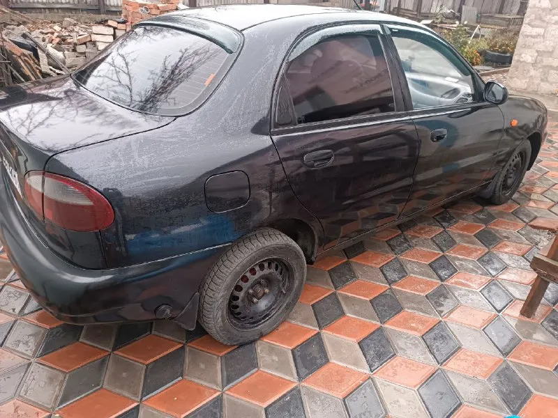 Продам ласточку в хорошем состоянии ланос 2007г. двигатель 1.5 газ/бензин, сигнализация центральный замок передние стеклоподъёмники с доводчиками. ц.270 т. +79493208423 📲 tg: макс. . 📞 звоните: +7(949)3208423 - фотография - 2