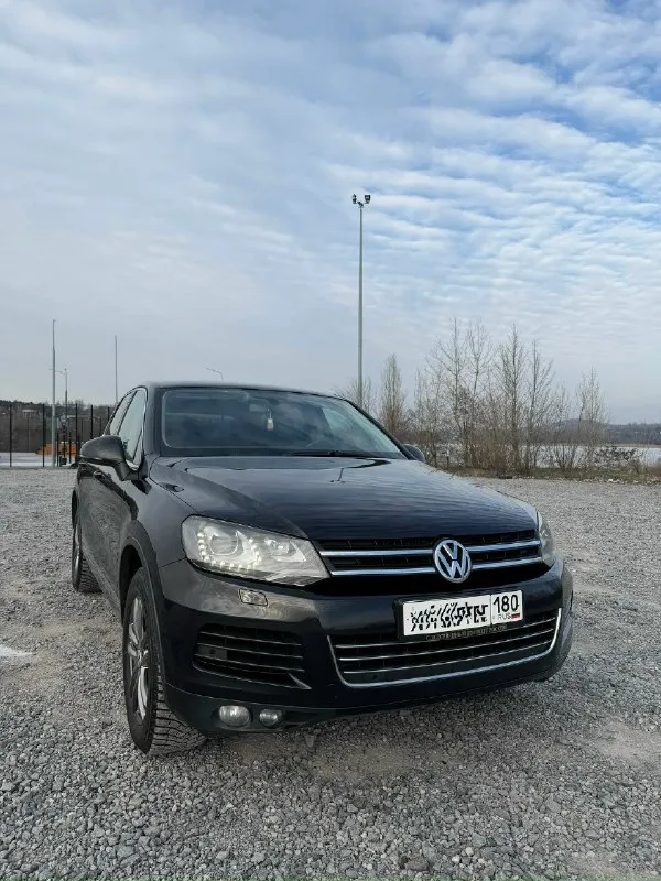 Продам volkswagen touareg nf 2011г. в 4wd мотор 3.6 бензин до налог 249 сил по птс 165т. км пробега... - фотография