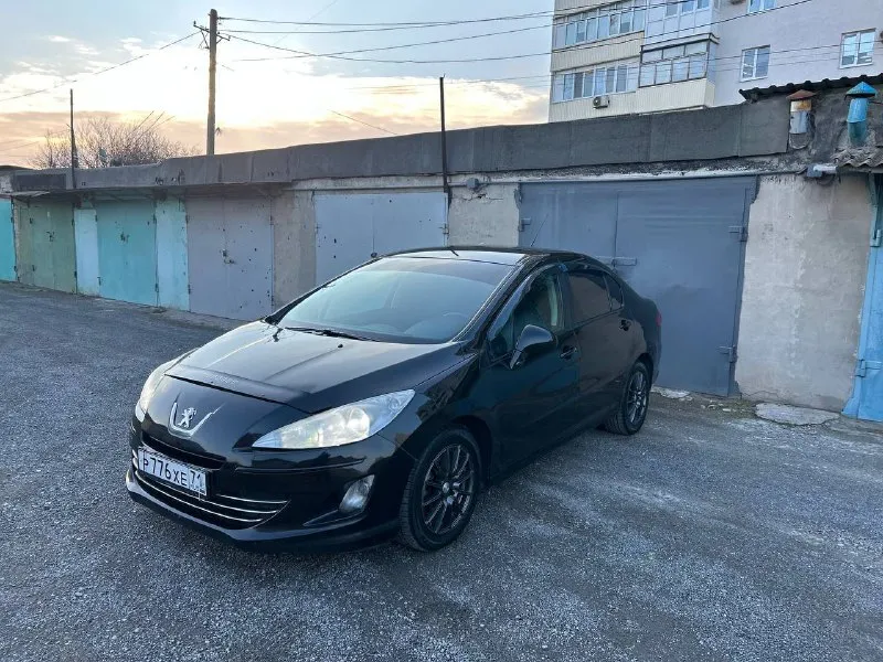 Продам peugeot 408, 2013 год двигатель 1.6 бензин, акпп асин полноценный автомат 6 ступенчатый, авто в отличном состоянии самая максимальная комплектация, в дтп авто не участвовал, прошла полное т. о заменены все фильтра масла, вложения не требует, климат контроль полный эльктро пакет, подогревы сидения, мульти руль, круиз контроль датчик света датчик дождя, мультимедиа андроид камера заднего вида, сигнализация сервисная книга новая зимняя резина в подарок отдам летний комплект колес, по документам полный порядок любой вид оформления, цена 650.000 р тел +79494999723 мариуполь 📲 tg: в 📞 звоните: +7(949)4999723 - фотография - 2