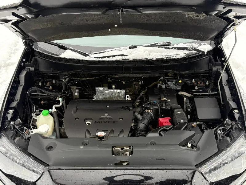 Mitsubishi asx 2015 года выпуска. мотор 1.8, не троит, не стучит, масло не жрет, работает как часы. кузов в отличном состоянии без гнили дыр и всего подобного. самая полная комплектация, в которой: мульти руль, круиз контроль, подогревы передних сидений, лазерная оптика, потолок алькантара, сенсорная магнитола с блютусом, камера заднего вида, отличная оптика, электроскладывание зеркал, кожаный салон, и много всего прочего. кристально чистые документы, присутствуют все оригинальные инструкции по эксплуатации. могу присутствовать при переоформление. цена:1.130.000 (торг реальному покупателю) связь: +7 (949) 505-12-22 +7 (949) 566-83-04 (есть телеграмм и вотсап) 📞 🇷🇺 звоните: +79495051222 - фотография - 8