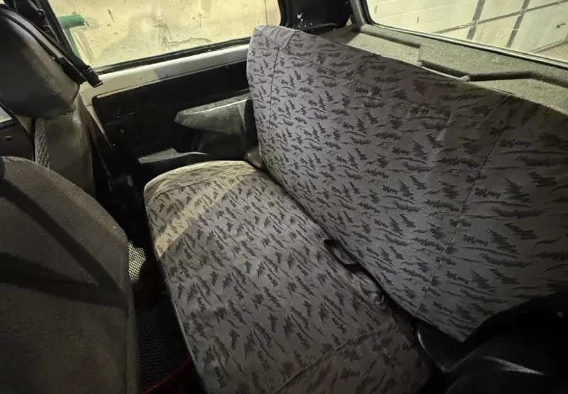 Ваз нива 2121 машина в идеальном состоянии кузов в отличном состоянии дно в идеале как новое двигатель работает идеально, все настроено сделано работает отлично раздатка работает идеально коробка на выбивает переключает отлично ходовая вся перебрана без единого звука, новые тормозные диски, колодки, раздатка новая, тормоза новые от нивы тревел стоят, мосты все идеал, дворники работает, омыватель работает, все стекла целые даже лобовое, люфтованная, красивые диски на грязевой резине, салон в идеале очень ухоженный, лед фары светят очень красиво, балка на крышу работает, пороги подножки стоят, короче отличная нива осмотр макеевка донецк если нужно за отдельную плату могу привезти куда нужно цена 285 000 +7 (949) 638-01-13 - фотография - 7