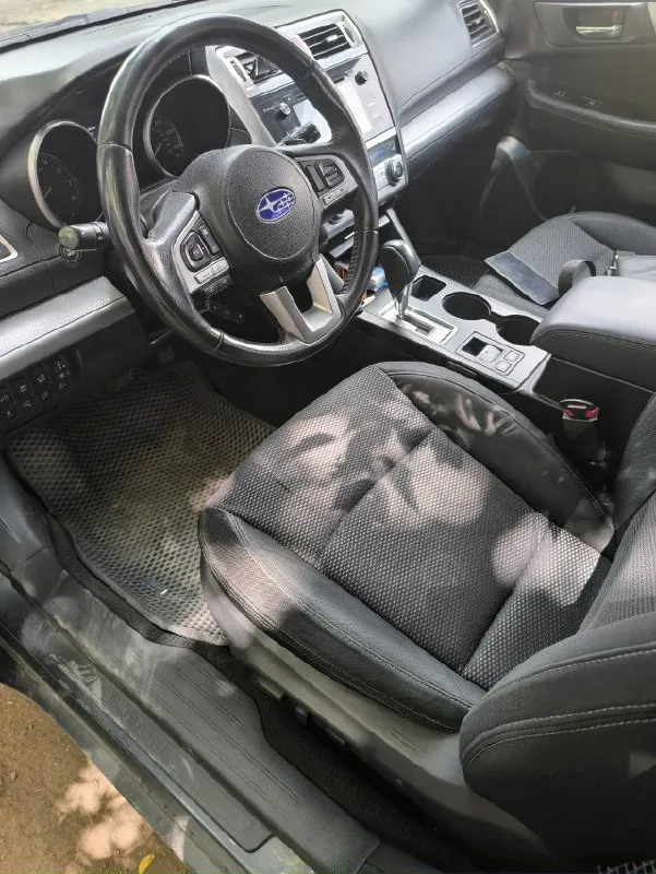 Продается субару оутбек 2017г, регистрация днр, пробег 217000км, зимняя и летняя резина новые, цена 1900000р, +79493658172 находится в амвросиевке 📞 звоните: +7(949)3658172 - фотография - 5