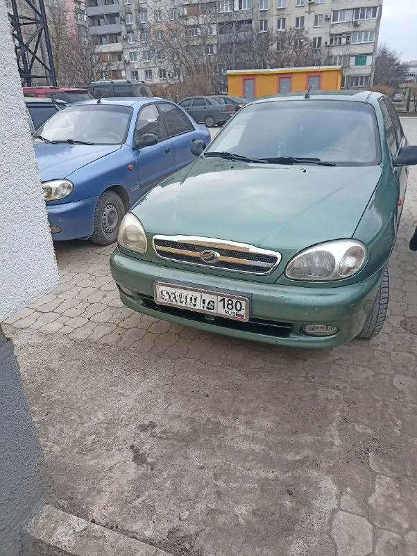 Продам рабочую машину дэо ланос (сенс) 2009 год мотор 1.3 коробка механика бензин, пробег 275 тыс км, цена 275тыс ₽ техническое состояние хорошее, вся ходовая перебиралась 2 недели назад, печка обслужена вся, стаканы, лонжероны, днище, бордюры целые, коробка перебиралась месяц назад, сигнализация, центральный замок, сел поехал, новая резина, на авто работает все, мотор коробка отлично, сиденья передние опелевские кожа, хорошая музыка, документы в порядке, все вопросы по тел +79770164948 мариуполь, торг, - фотография - 3